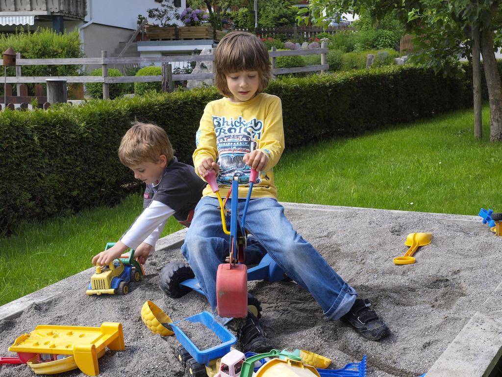 Ferienbauernhof Moosbrugger Apartment Schoppernau Luaran gambar