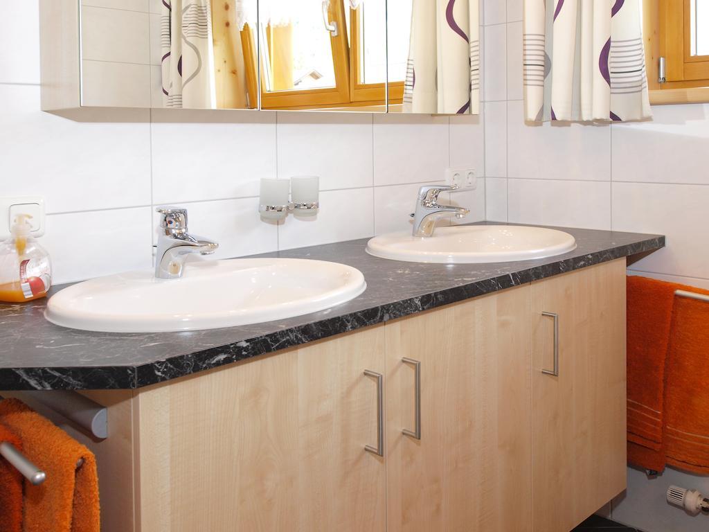 Ferienbauernhof Moosbrugger Apartment Schoppernau Bilik gambar