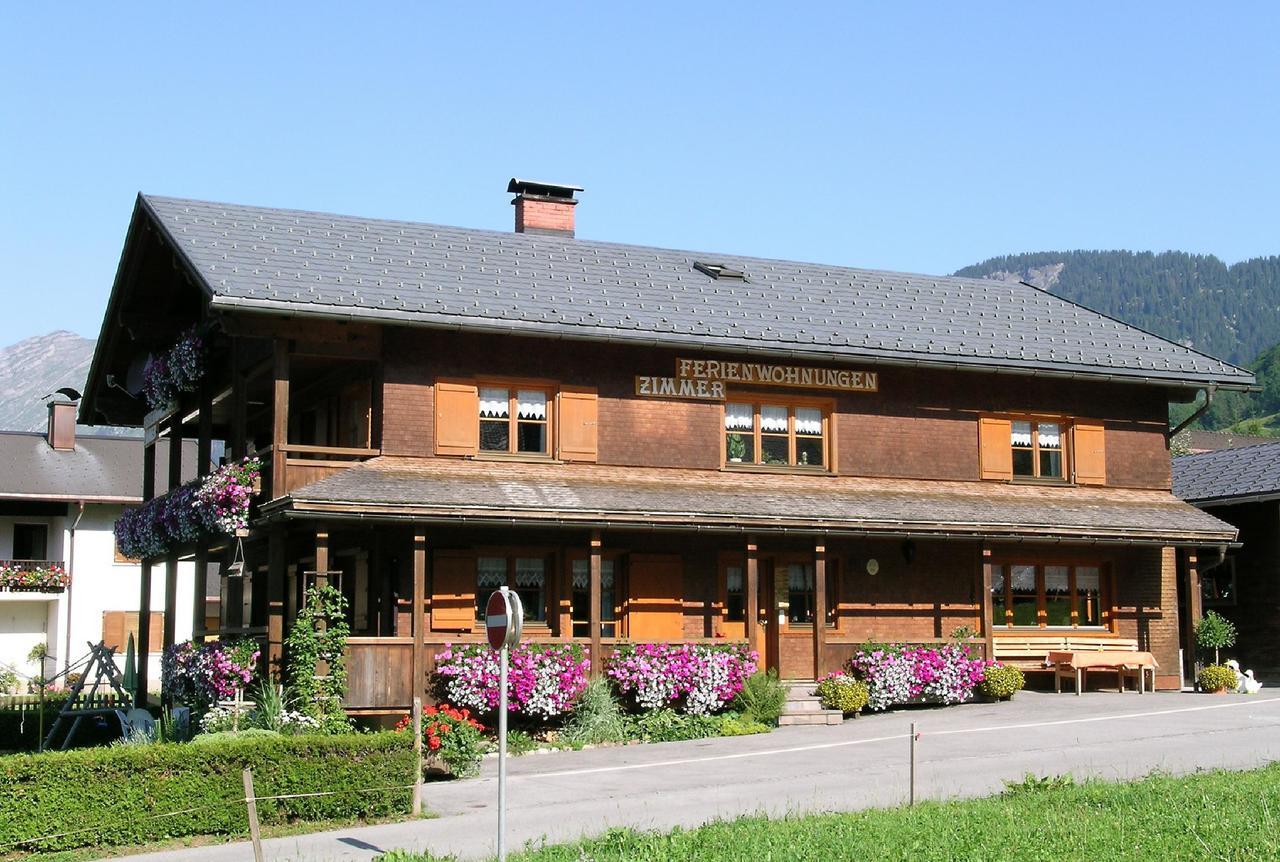 Ferienbauernhof Moosbrugger Apartment Schoppernau Luaran gambar